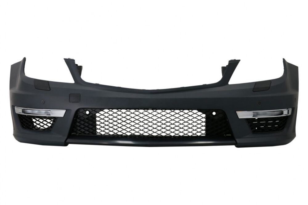Priekinis bamperis Mercedes C-Class W204 Facelift C63 Dizainas