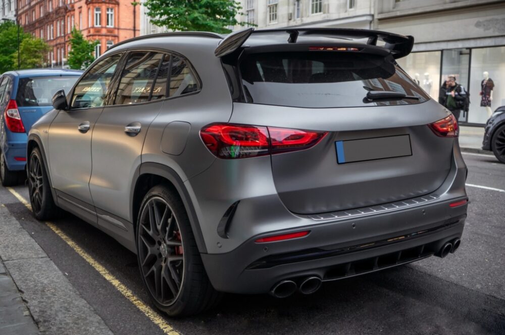 Galinio dangčio spoileris Mercedes GLA H247 Piano Black - Image 9