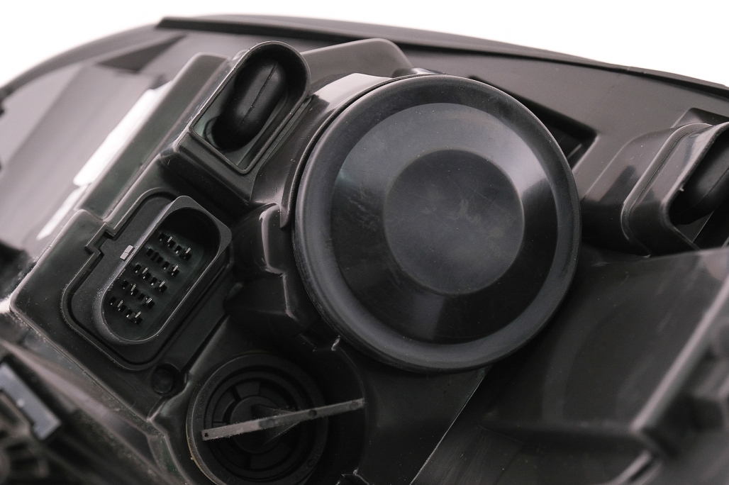 Xenon išvaizdos priekinių žibintų komplektas VW Golf 5 V Mk5 / Jetta (GTI / R32 Black Edition) - Image 7