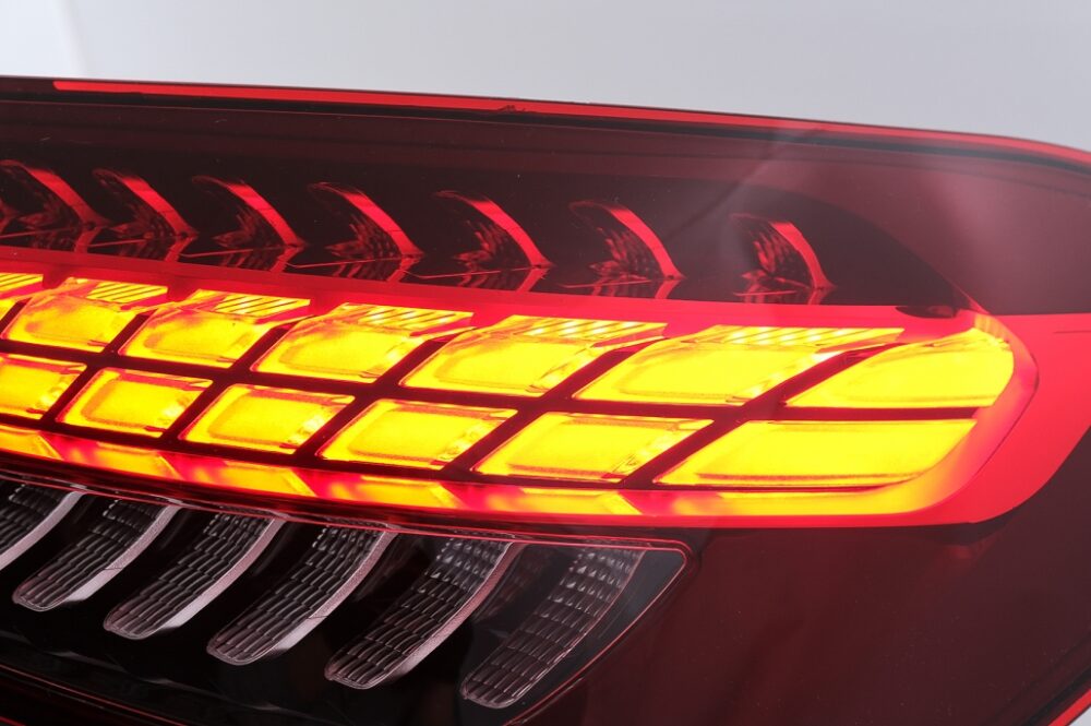 LED galiniai žibintai Mercedes E-Class W213 (2016-2019) Atnaujinimui į 2020 modelį - Image 3